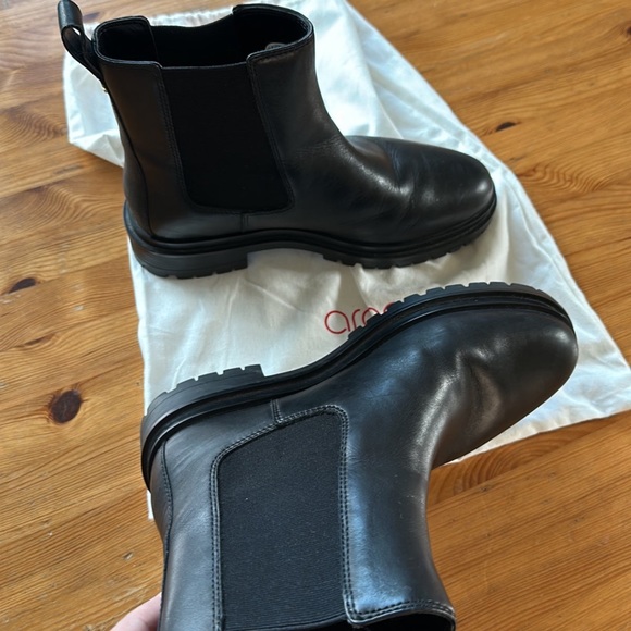 Ralph Lauren Corinne boots size 8.5 - Picture 5 of 7